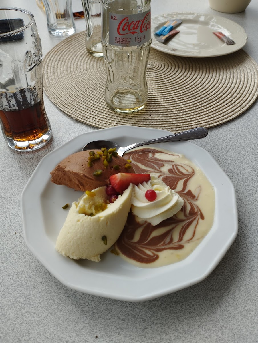 Hotel-Cafe Kinnel Hotel 3