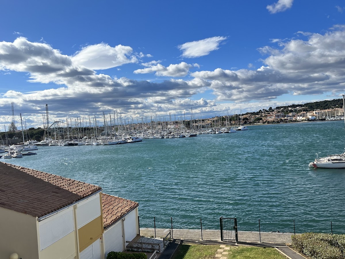 Île Paradise Hotel 3