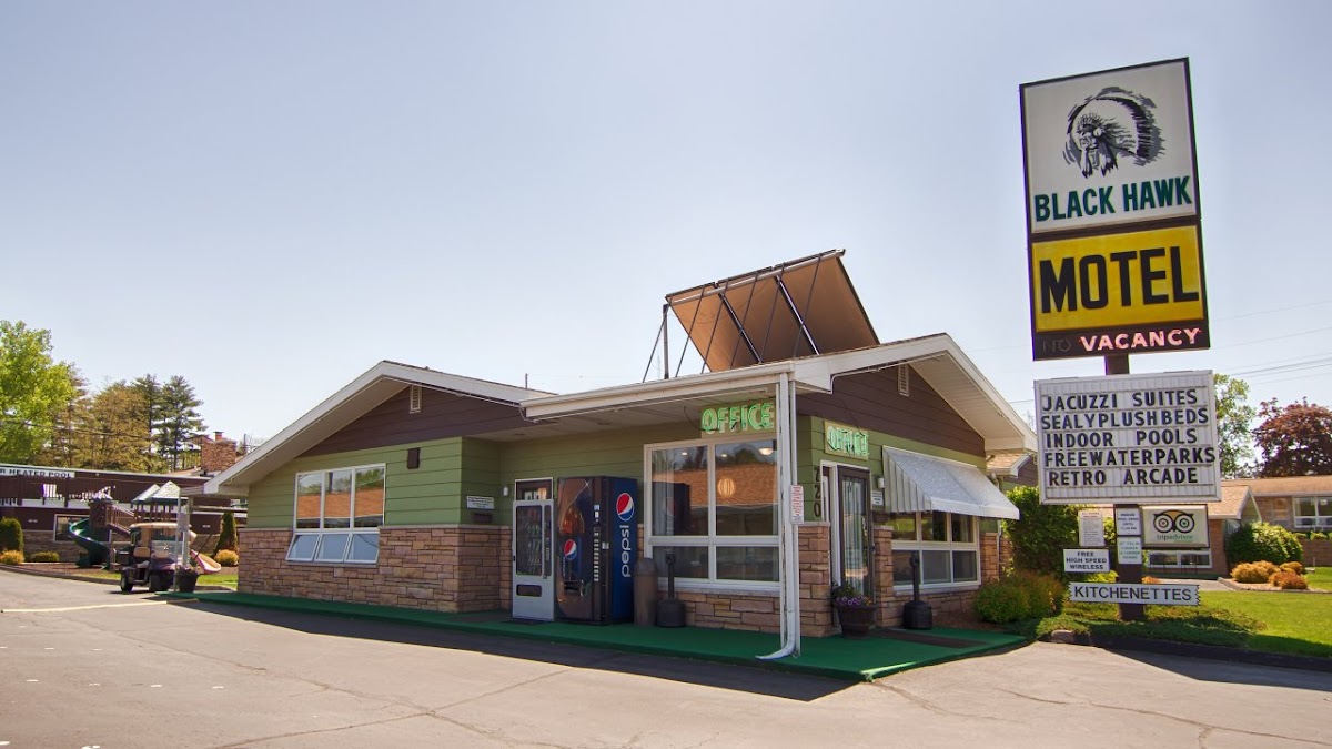 Black Hawk Motel Hotel 3