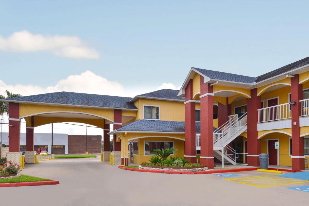 Americas Best Value Inn Baytown