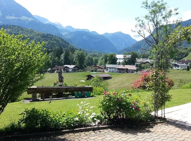 Tourist Hotel Boehm