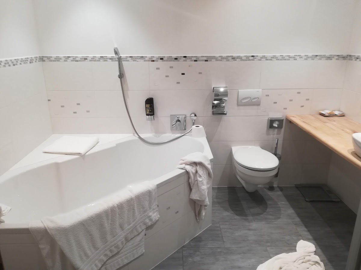 Tourist Hotel Boehm Hotel 2