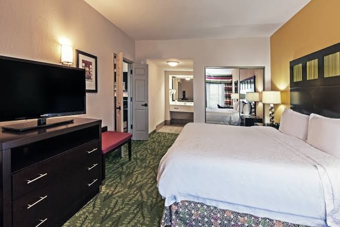Hampton Inn & Suites Tulsa-Woodland Hills 71st-Memorial