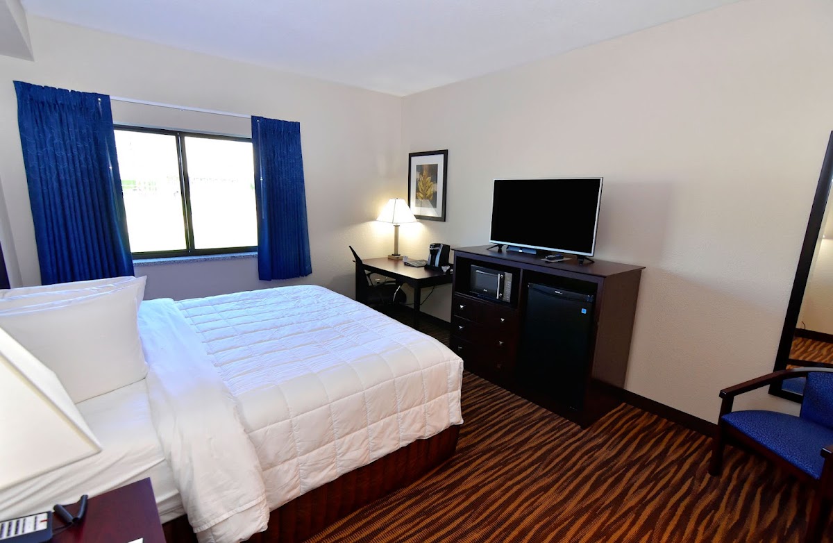 Cobblestone Inn & Suites - Monticello Hotel 2