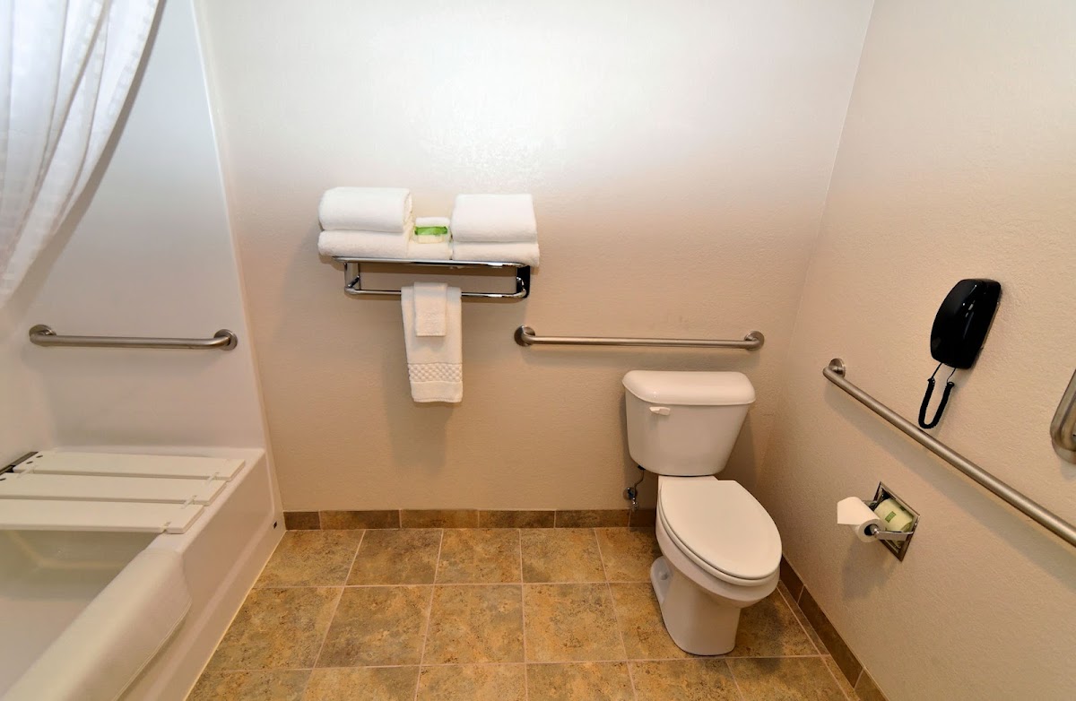 Cobblestone Inn & Suites - Monticello Hotel 3