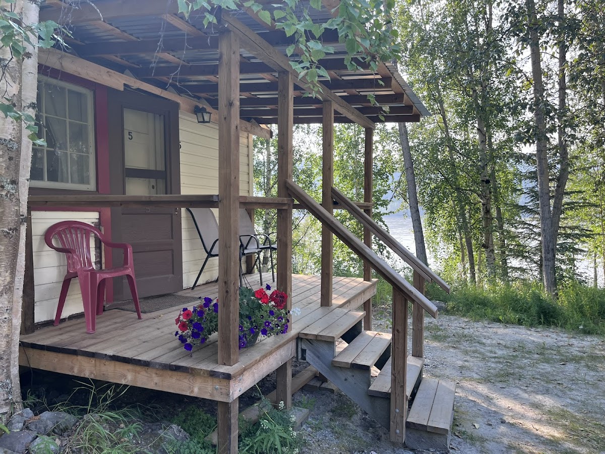Whitehouse Cabins Hotel 2