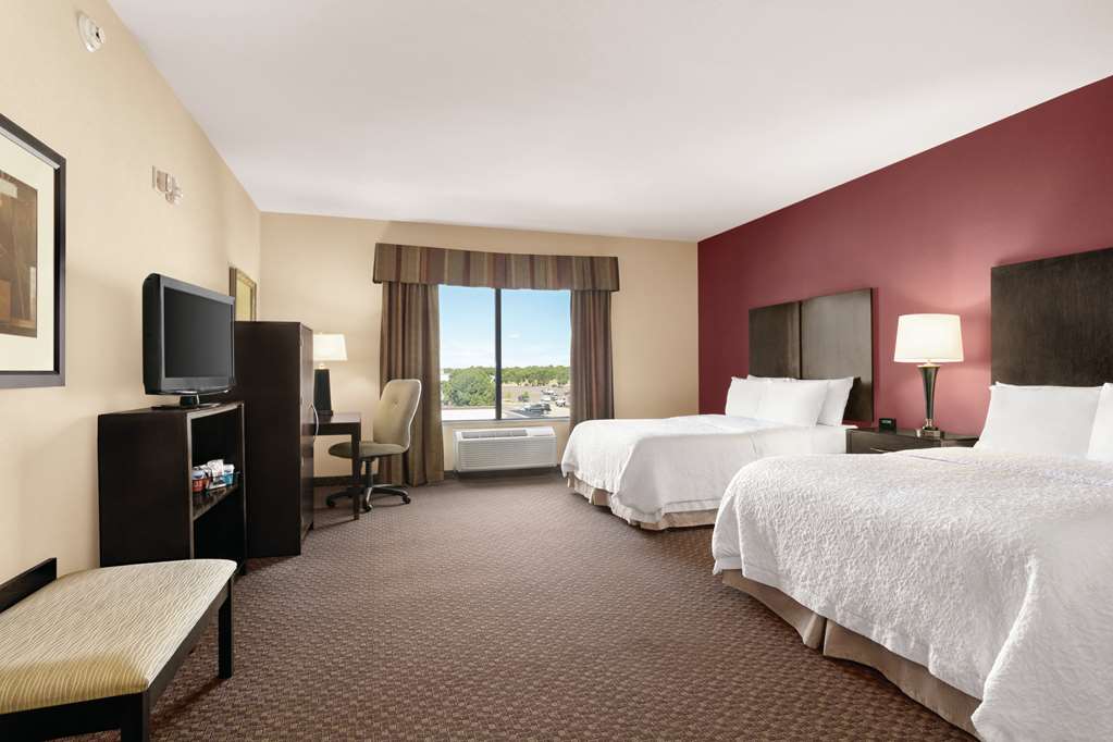 Hampton Inn & Suites Enid Hotel 2