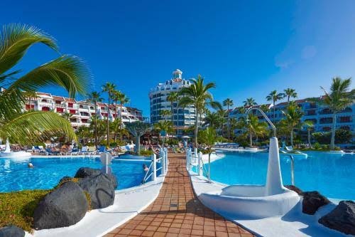 Parque Santiago IV Official Hotel 2
