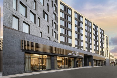 AC Hotel St. Louis Central West End