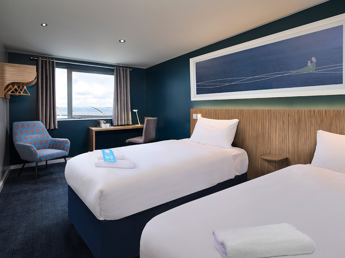 Travelodge Poole Hotel 2
