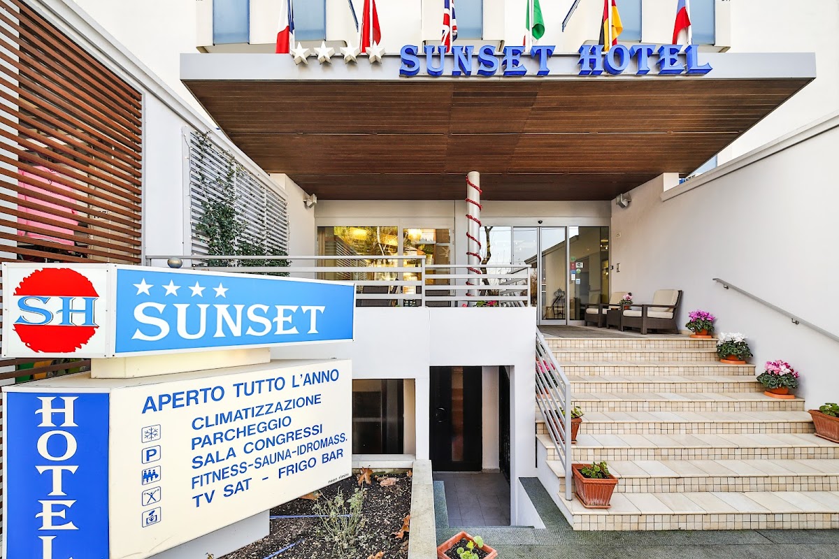 Hotel Sunset