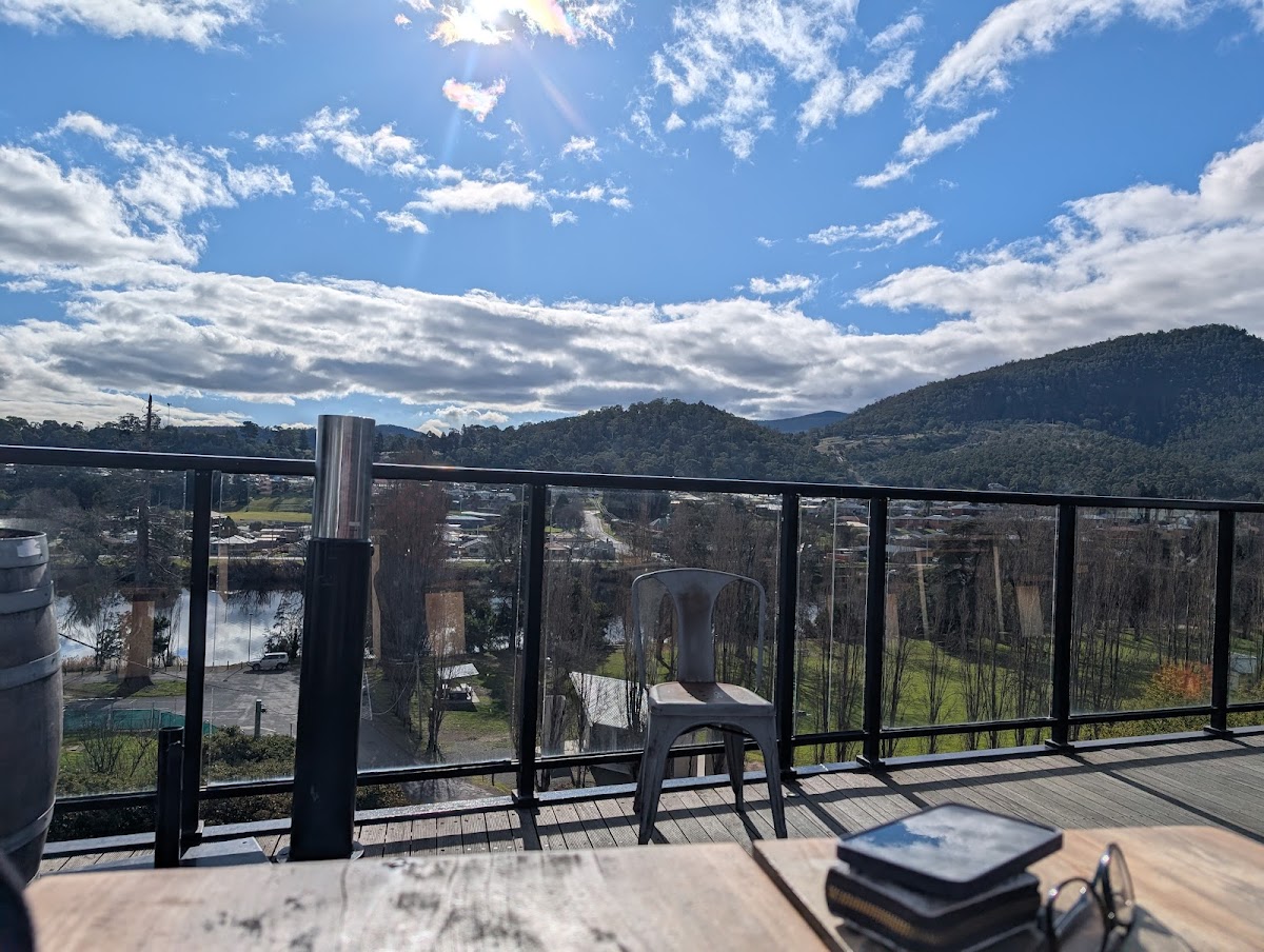 The Bush Inn Hotel 3