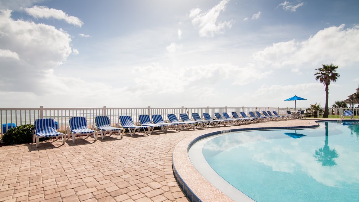 Coral Sands Inn & Seaside Cottages