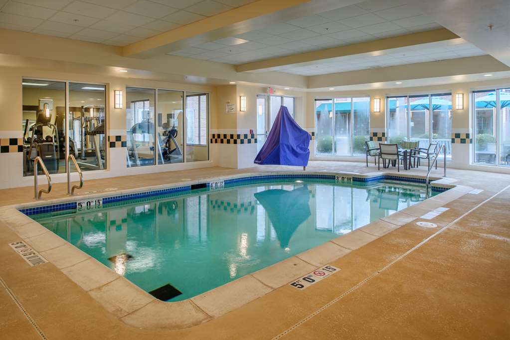 Hilton Garden Inn St. Louis/O'Fallon MO Hotel 3