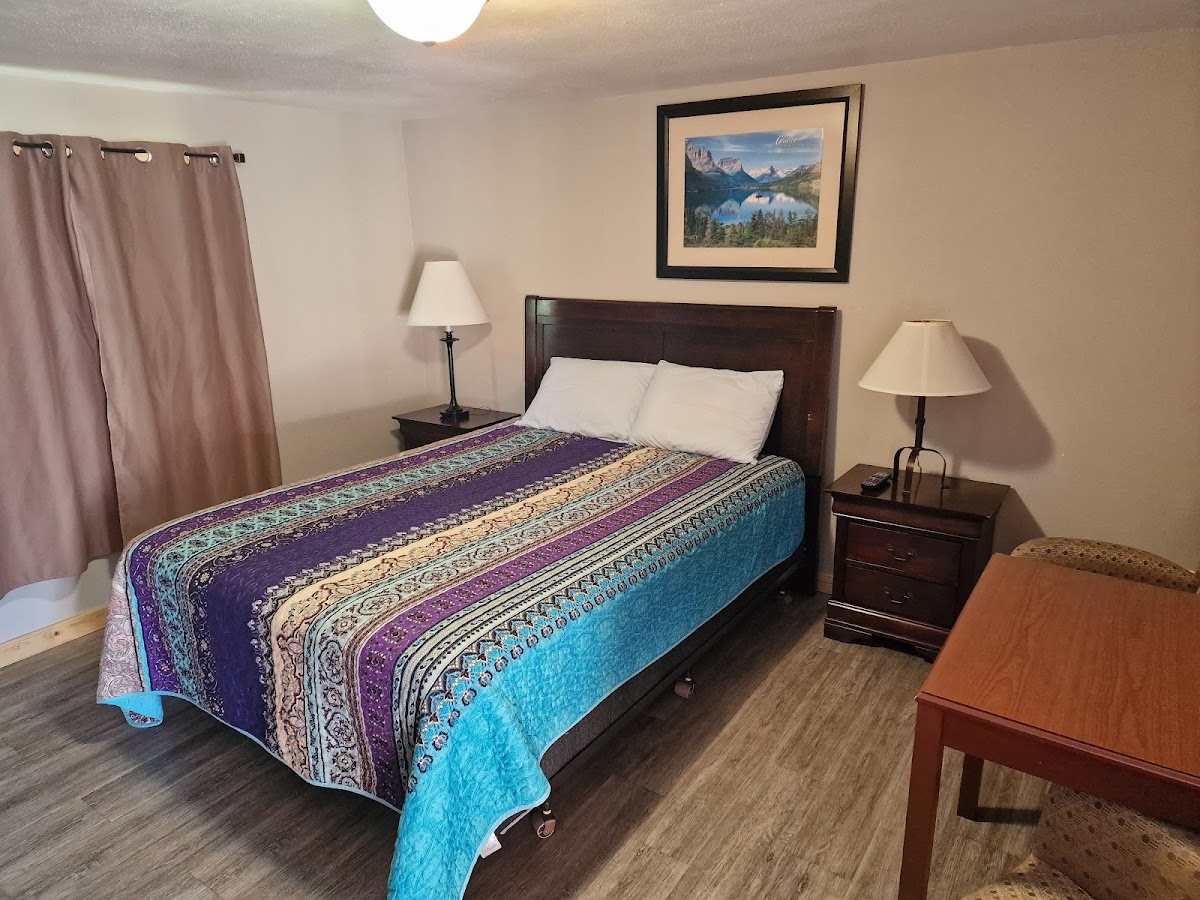 Red Eagle Motel & RV Park Hotel 2