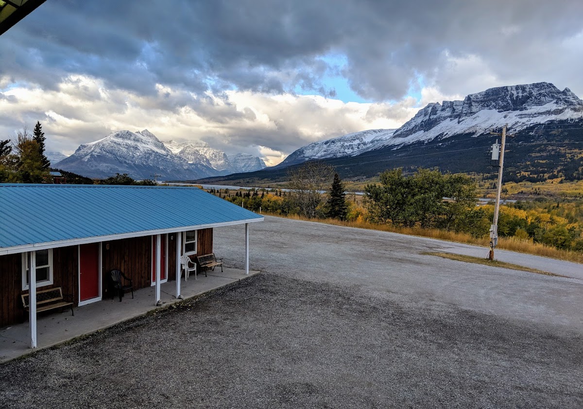 Red Eagle Motel & RV Park