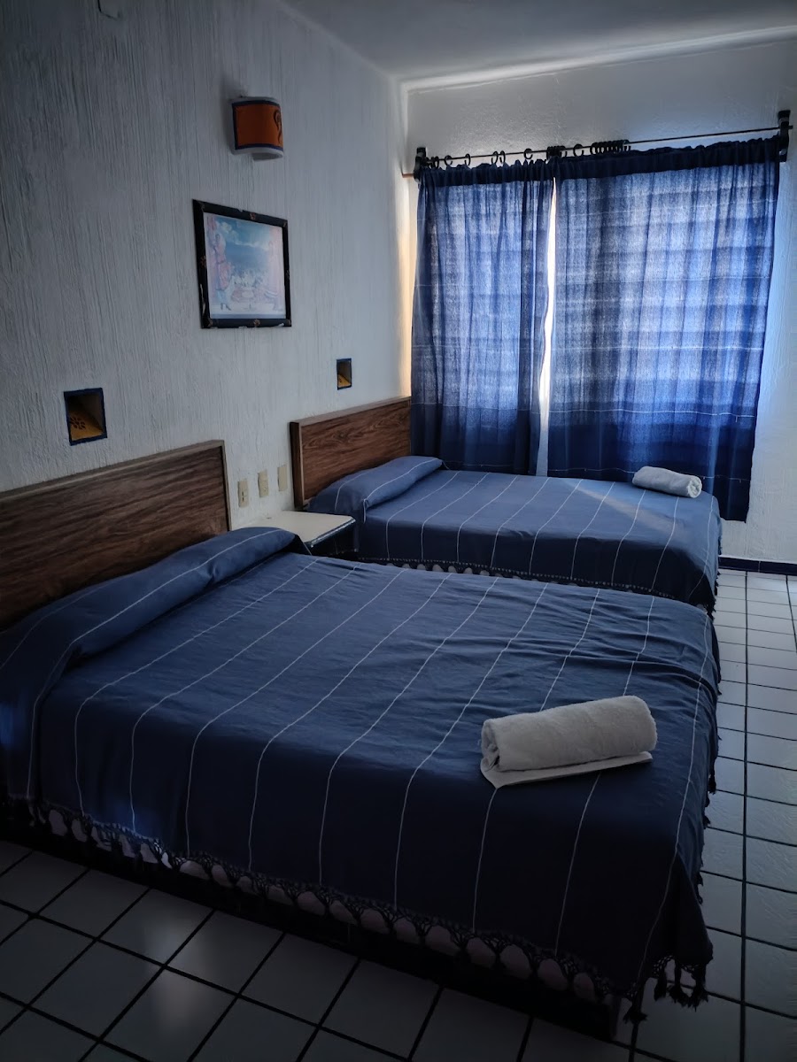 Hotel Plaza Conejo Hotel 2