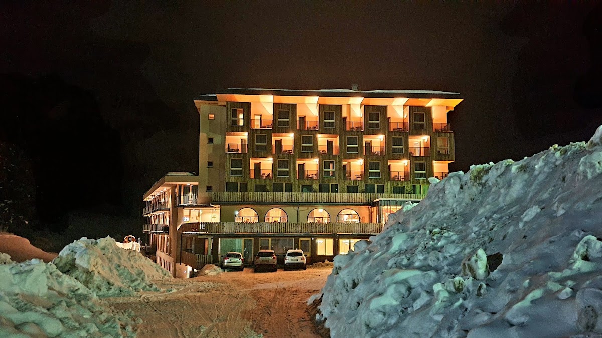 Sports and Nature Hotel Boè