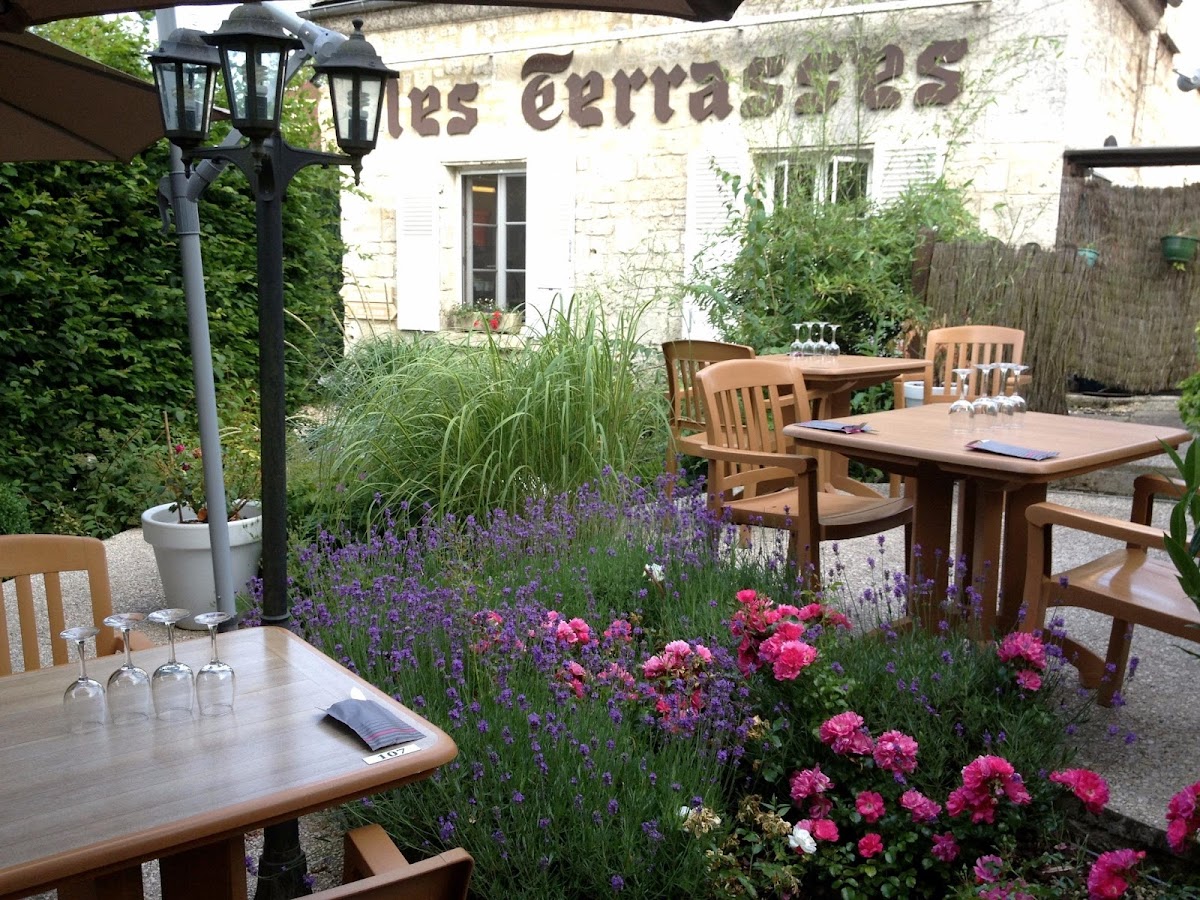 Logis Hôtel les Terrasses Hotel 3