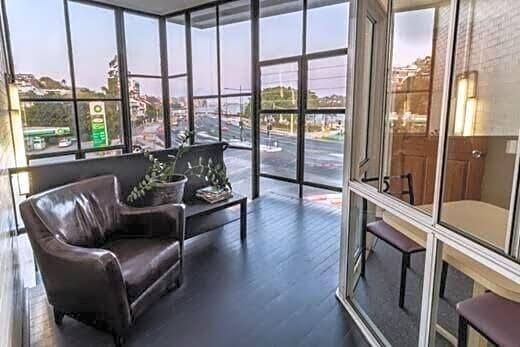 Kingsford Riverside Inn