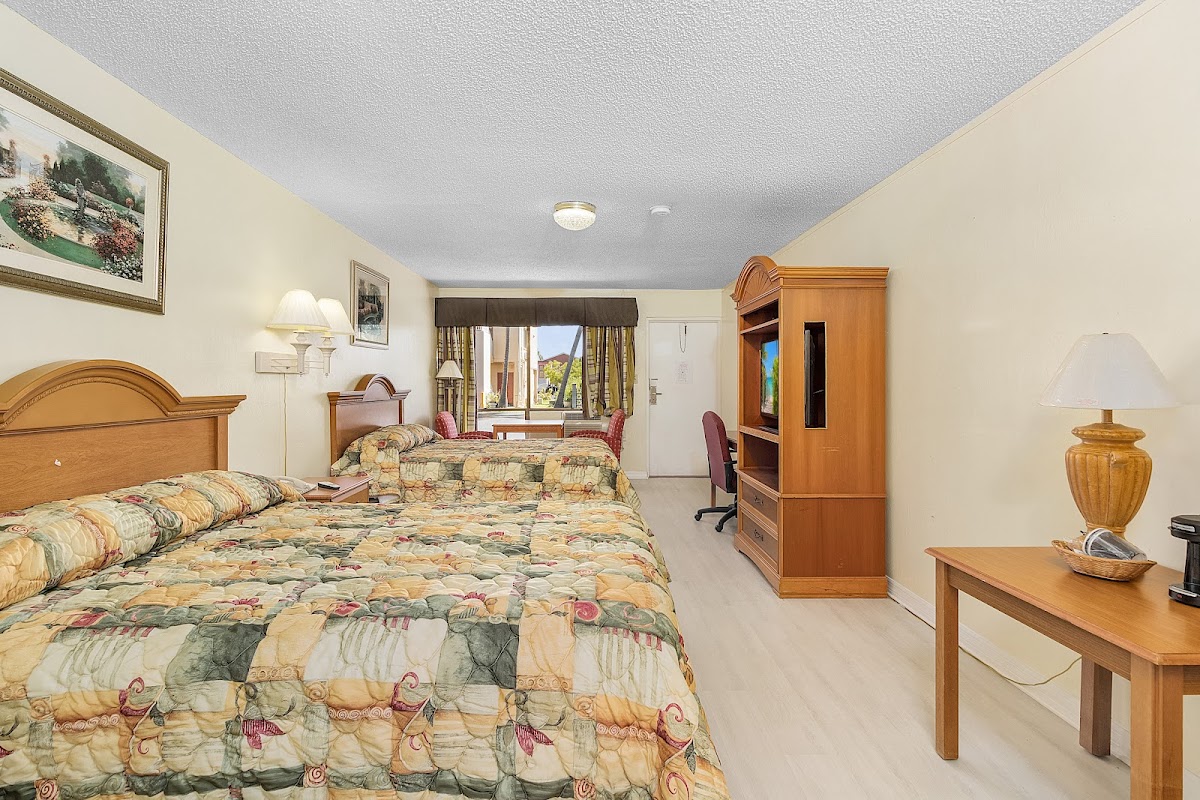 Tahitian Inn Motel Hotel 2