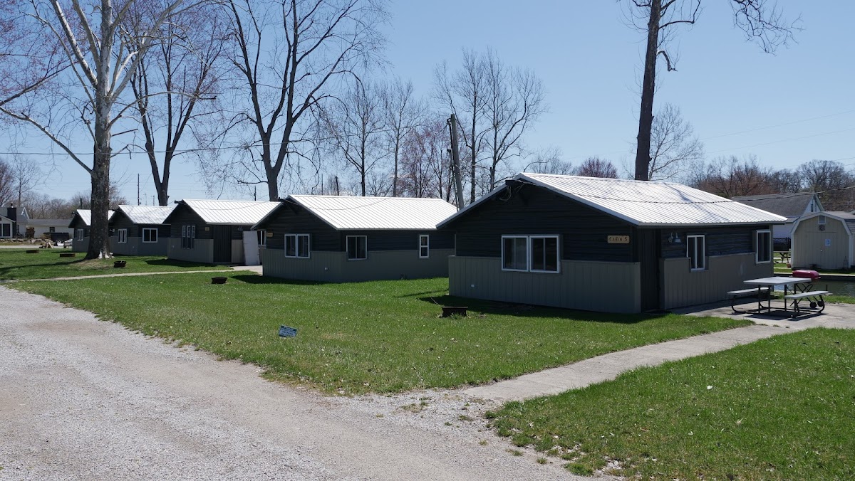 Muskie Hollow Resort