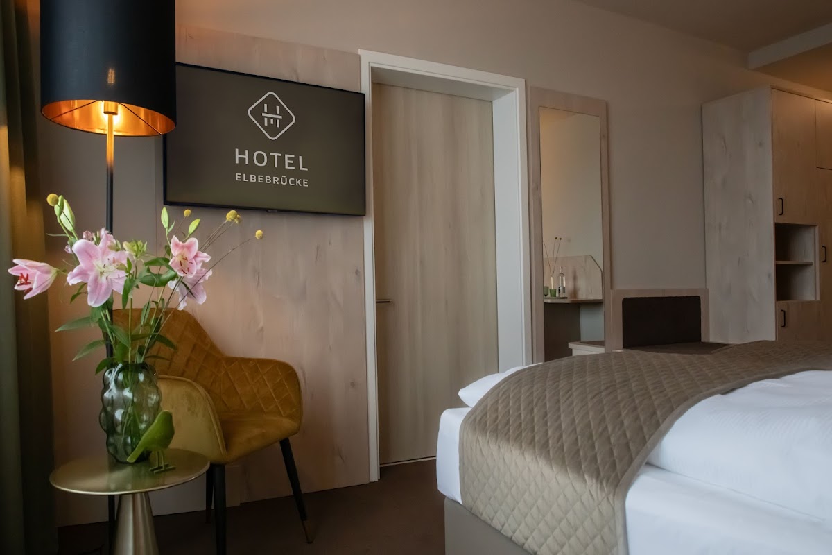 Hotel Elbebrücke