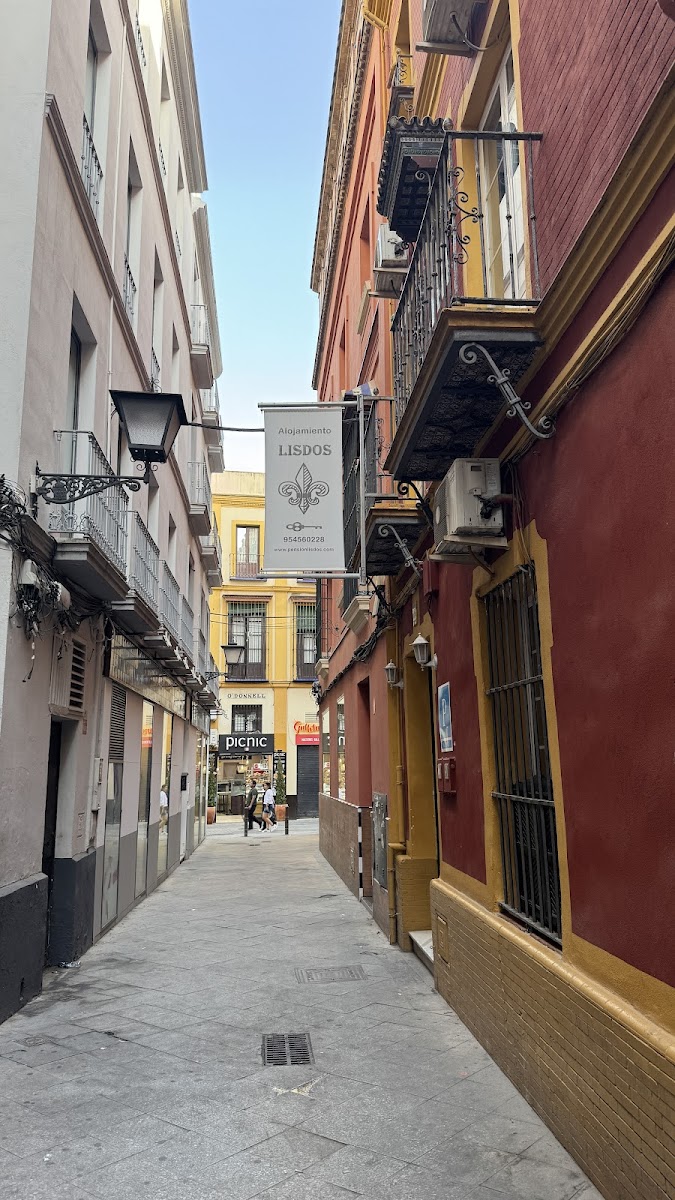 Pension Lisdos