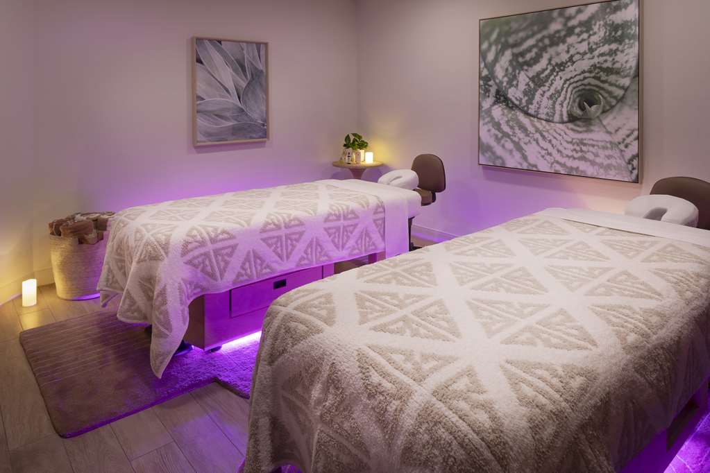The Scottsdale Resort and Spa, Curio Collection by Hilton