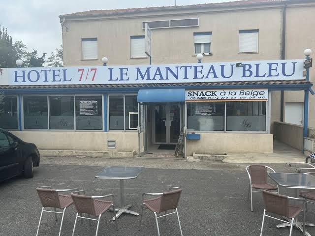Hôtel Restaurant Le manteau bleu