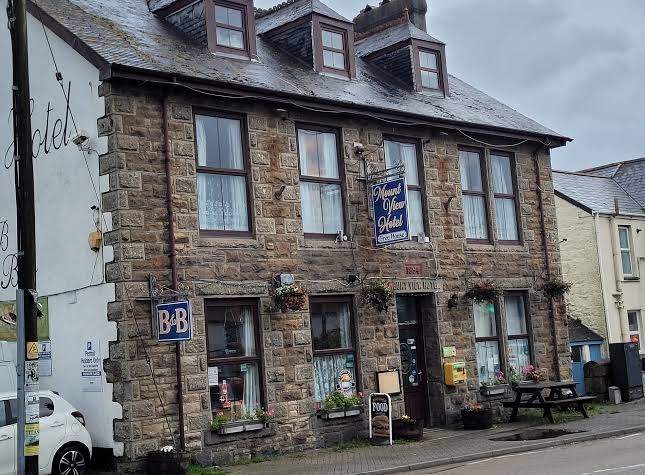 Mount View Hotel