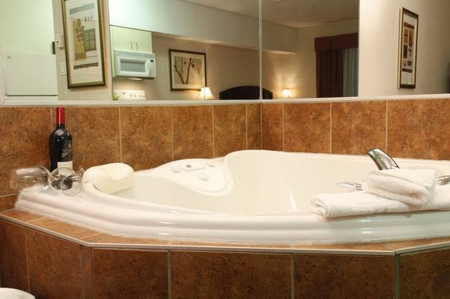 Pomeroy Inn & Suites Fort St. John Hotel 3