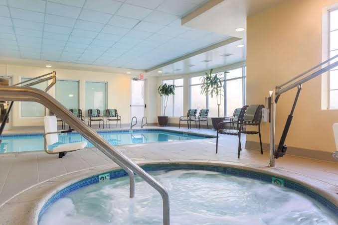 Hilton Garden Inn Bakersfield Hotel 3