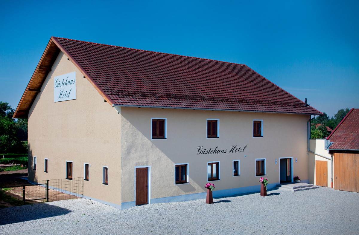Gästehaus Hötzl - Bettina Hötzl