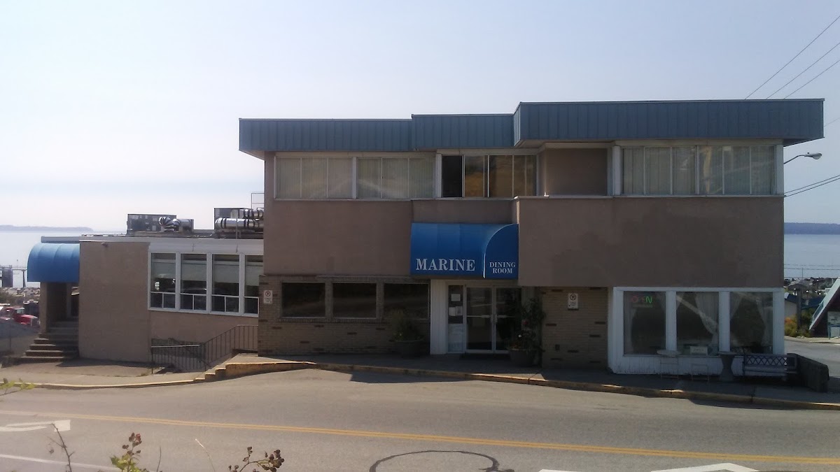 Marine Inn