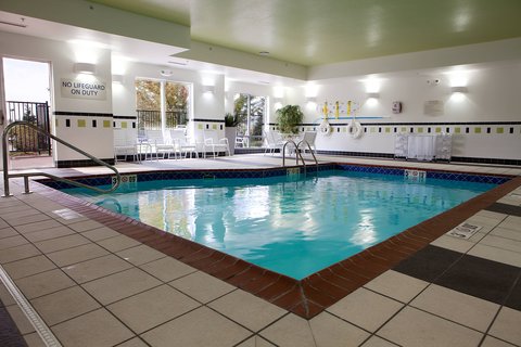 Fairfield by Marriott Inn & Suites Flint Fenton Hotel 3