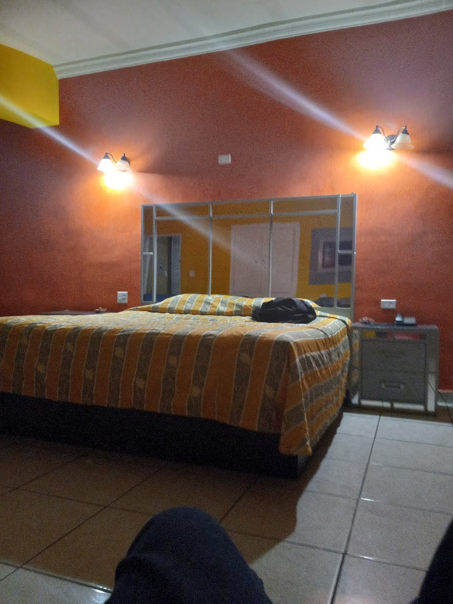 Motel El Encanto Hotel 2