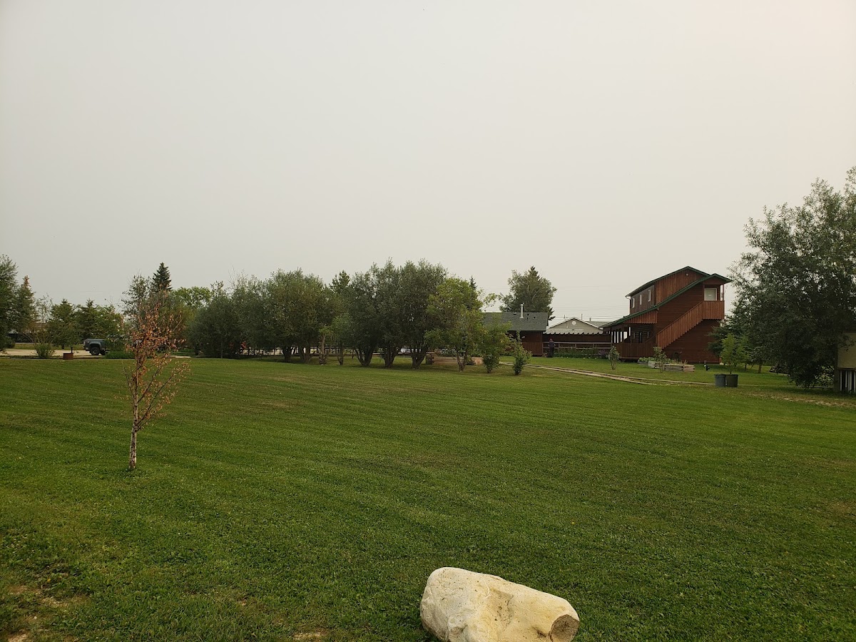 Homer's Hut Cabins & Campground Hotel 2