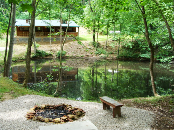 Hickory Grove Cabins Hotel 1