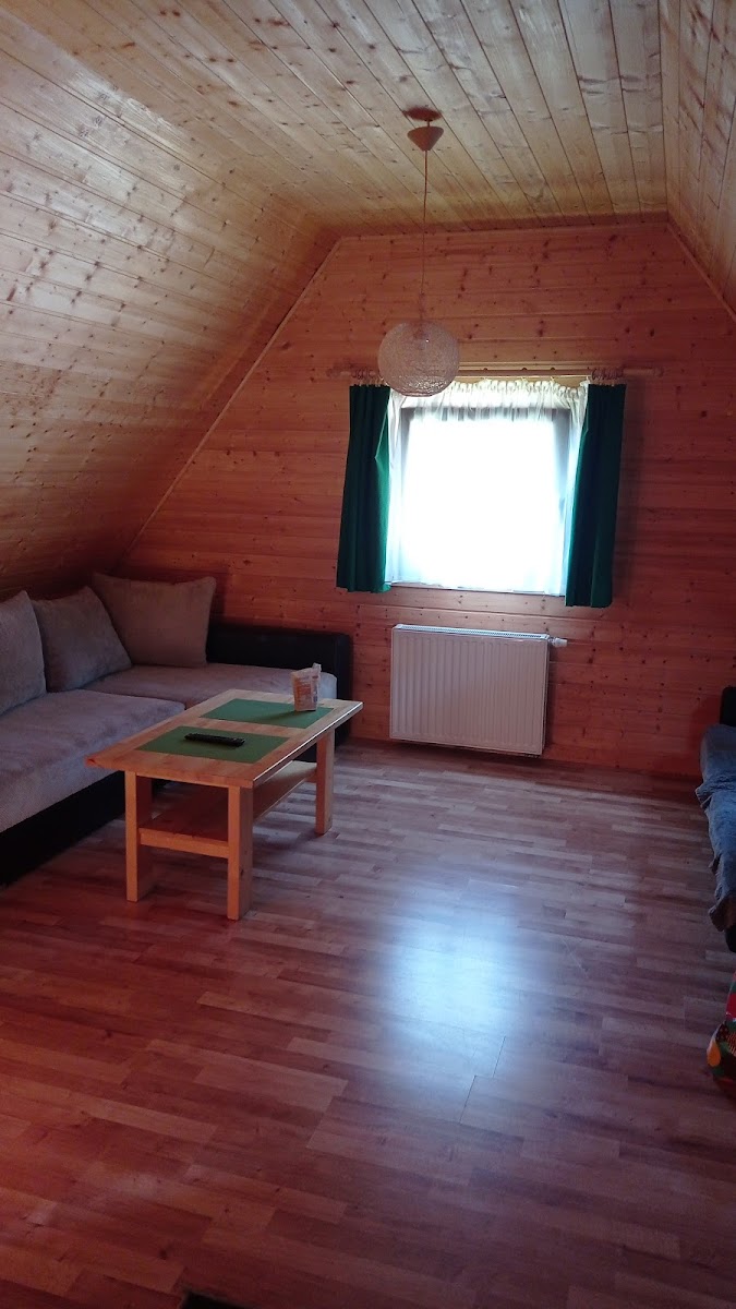 ZIELONE DOMKI. Całoroczne domki drewniane Hotel 3