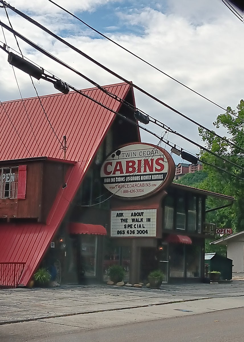 Twin Cedar Cabins