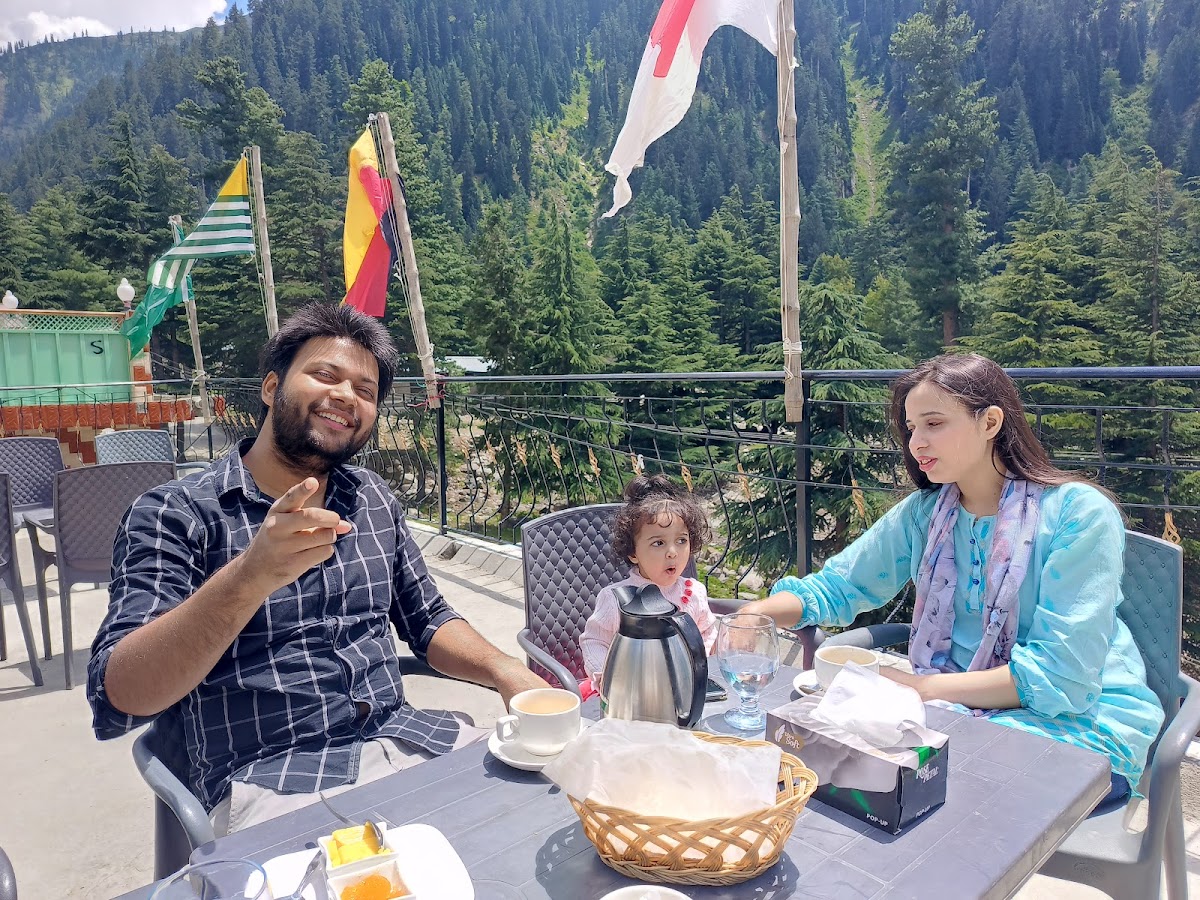Snow Crest Lodges Hotel 3