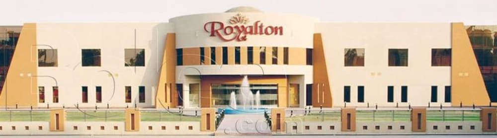 Royalton Hotel Faisalabad . Hotel 1