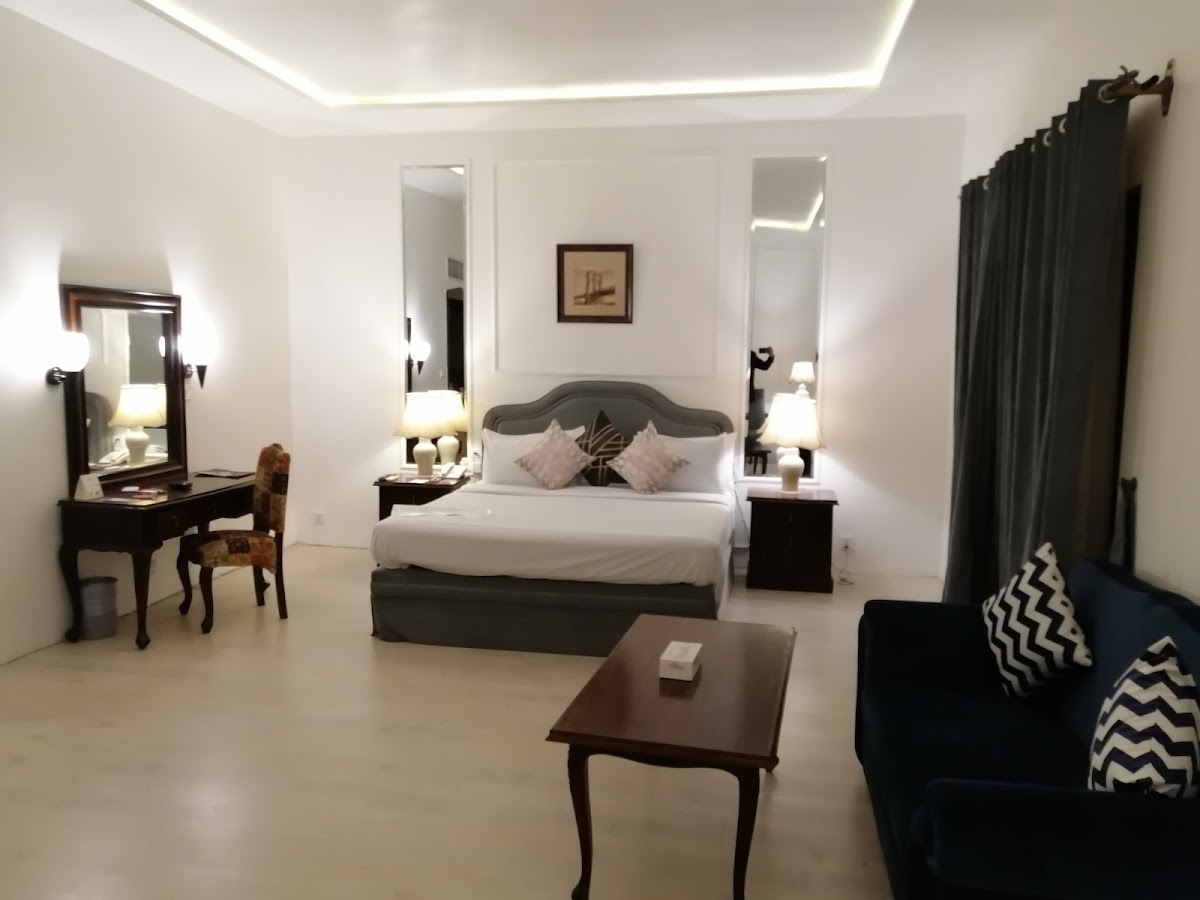 Royalton Hotel Faisalabad . Hotel 2