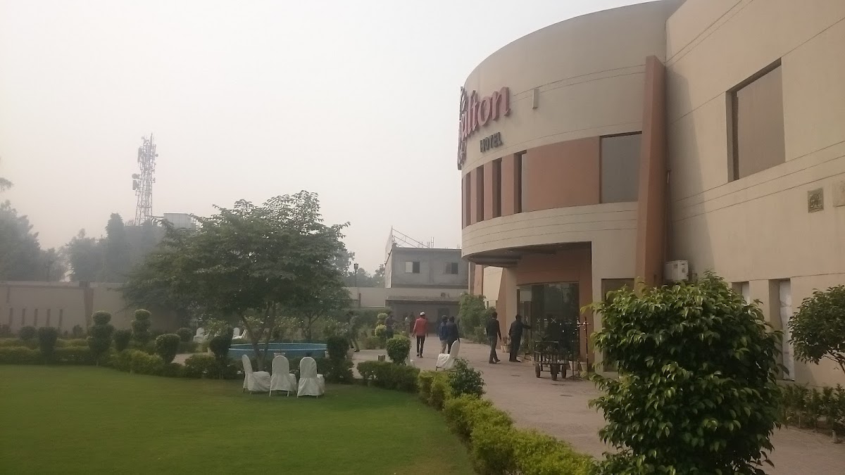 Royalton Hotel Faisalabad . Hotel 3