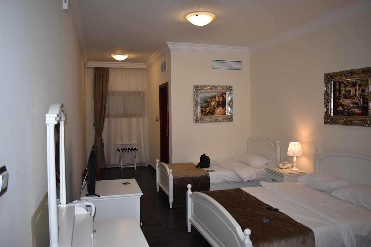 Royal Hotel