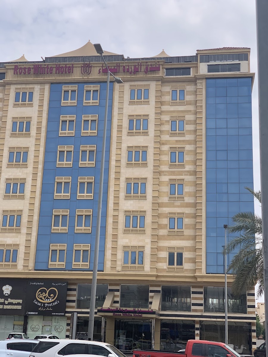 ROSE WHITE HOTEL