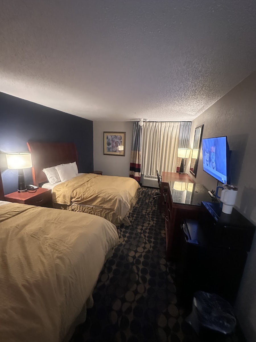 DaySpring Extended Stay Hotel 2