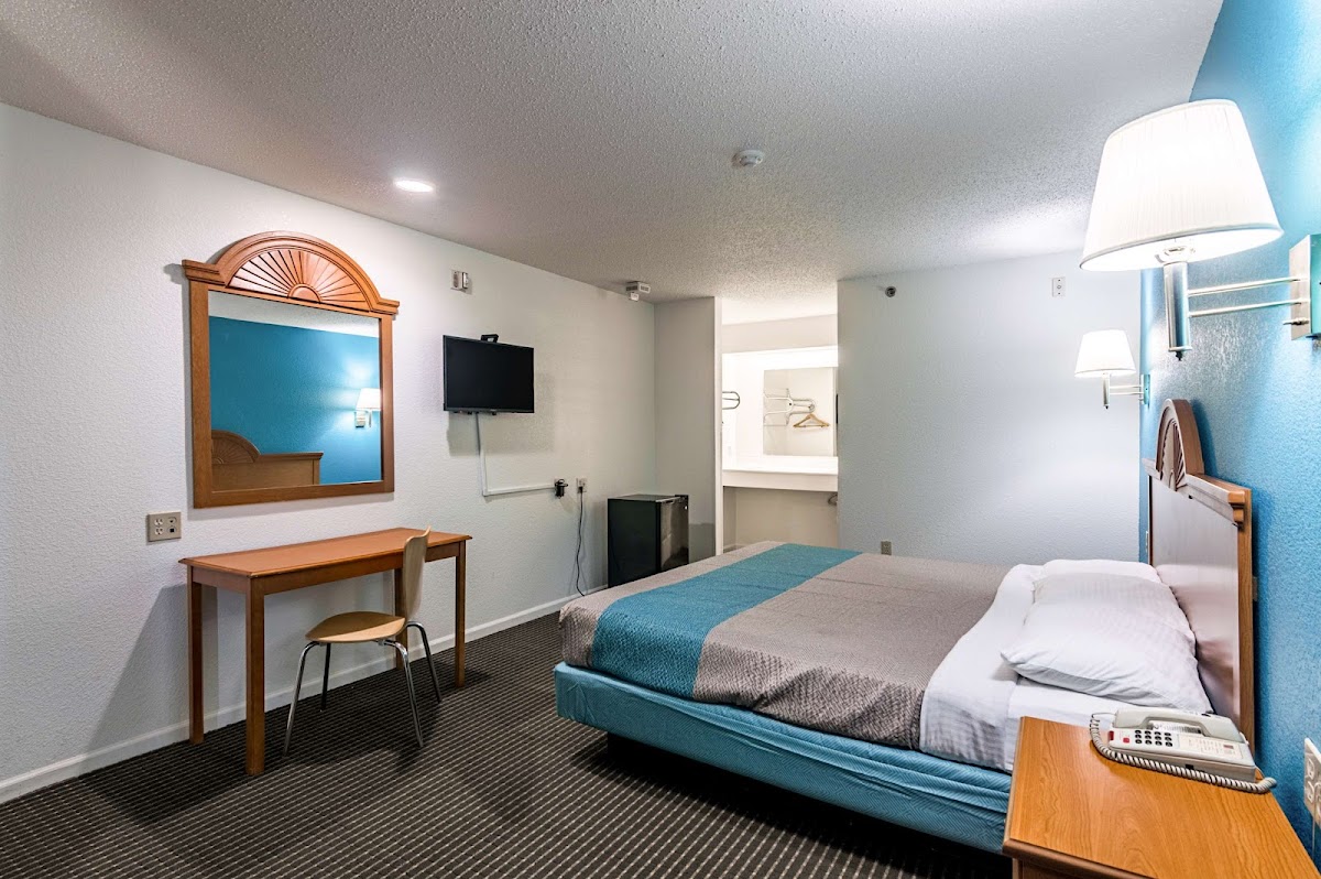 Motel 6 Azle, TX Hotel 2