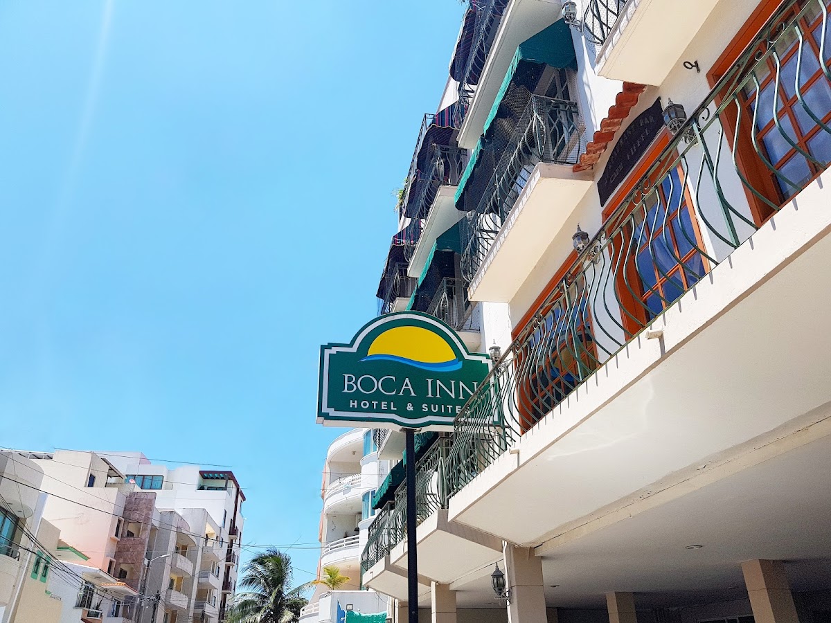 Boca Inn Hotel & Suites